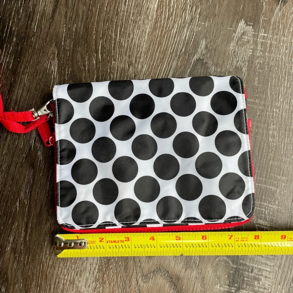 Thirty-One Perfect Pet Wristlet, Expandable, Black Spotty